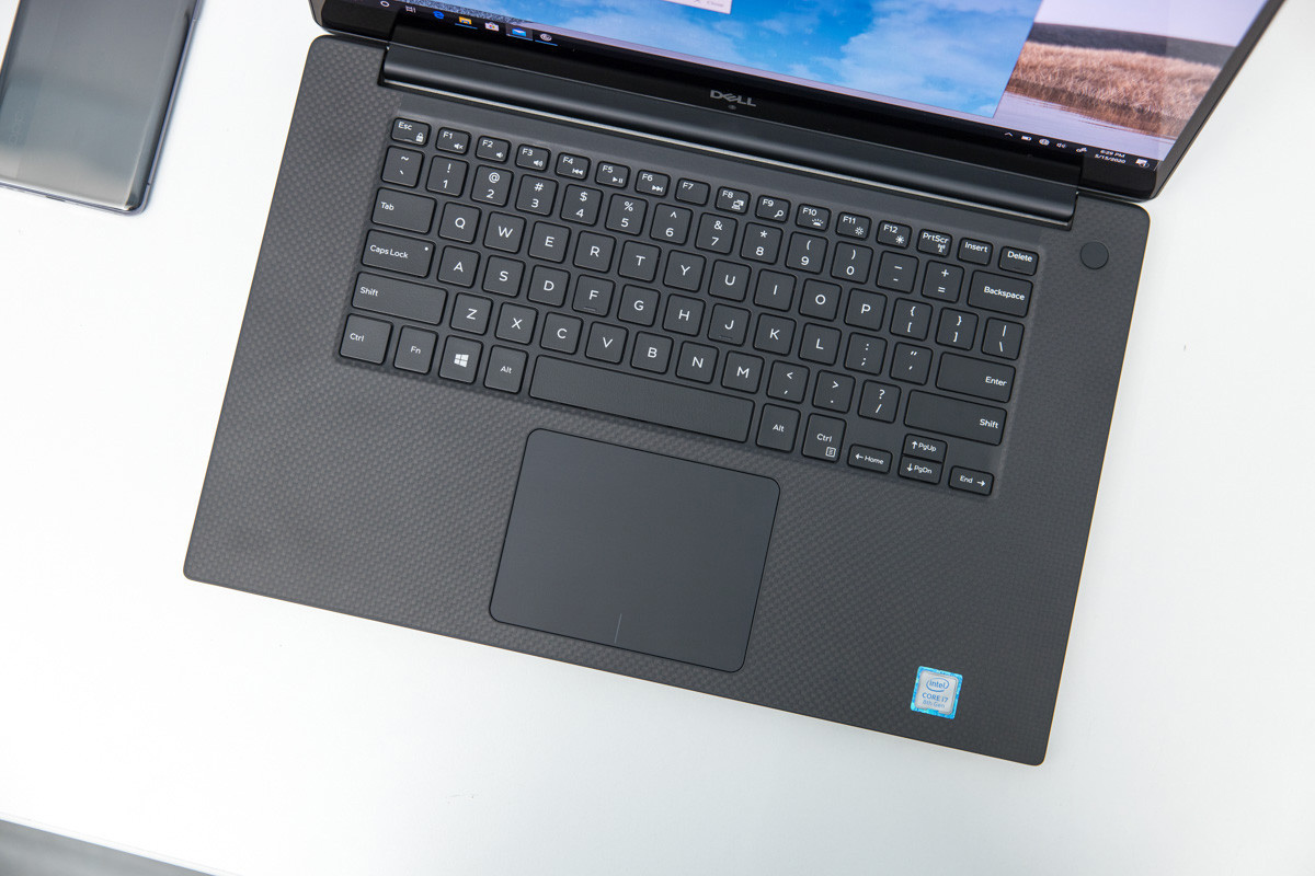 Dell XPS 7590