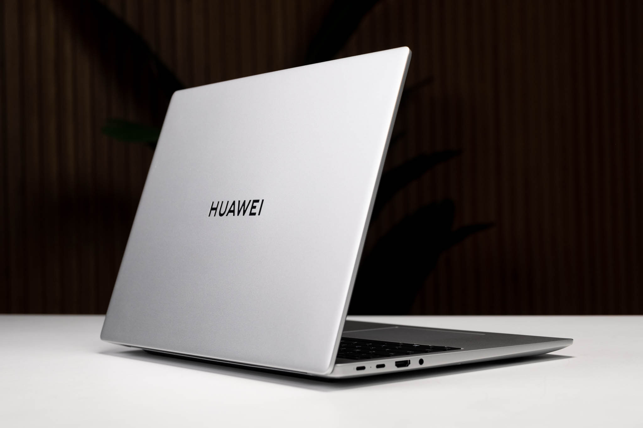 Matebook D16