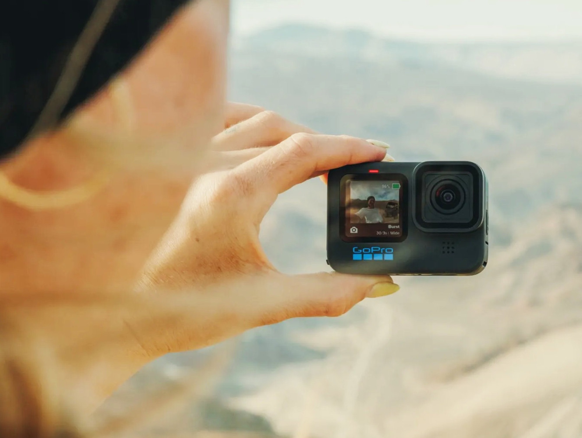 GoPro Hero 11 Black ra mắt: Cạnh tranh trực tiếp với DJI Osmo Action 3