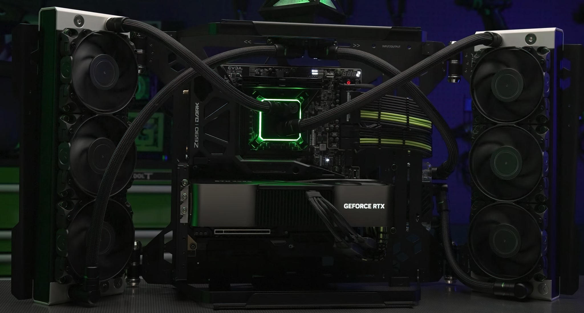 Hệ thống sử dụng RTX 4090 Founders Edition