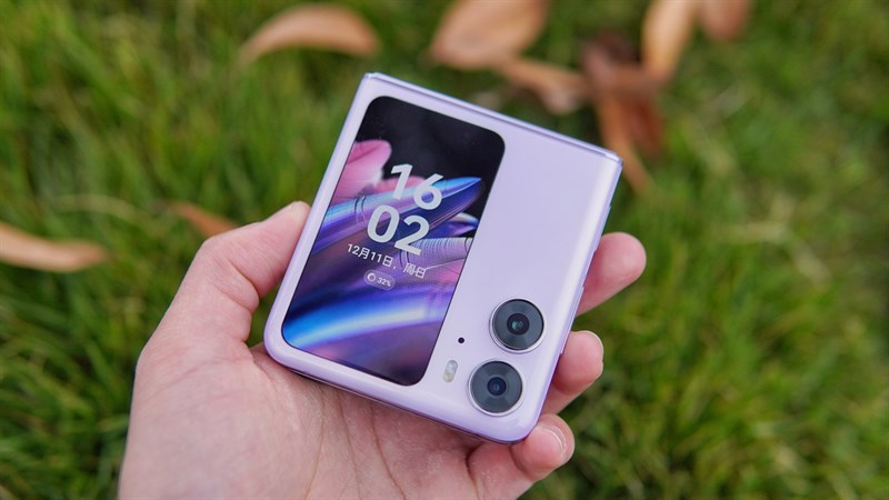 Camera trên OPPO Find N2 Flip