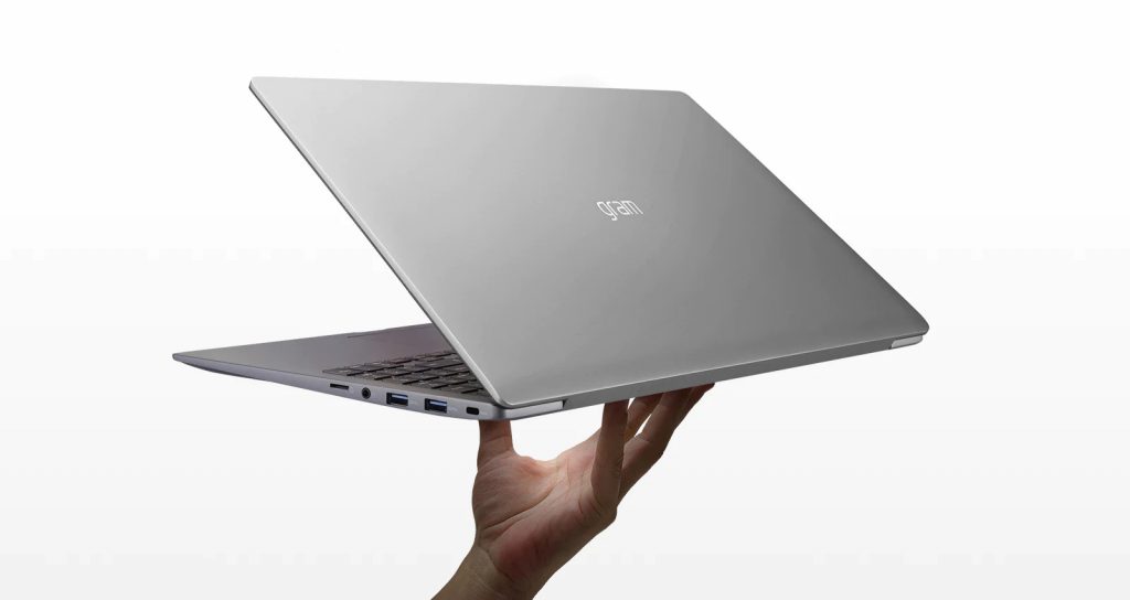 LG Gram 15 2021 với cân nặng ấn tượng