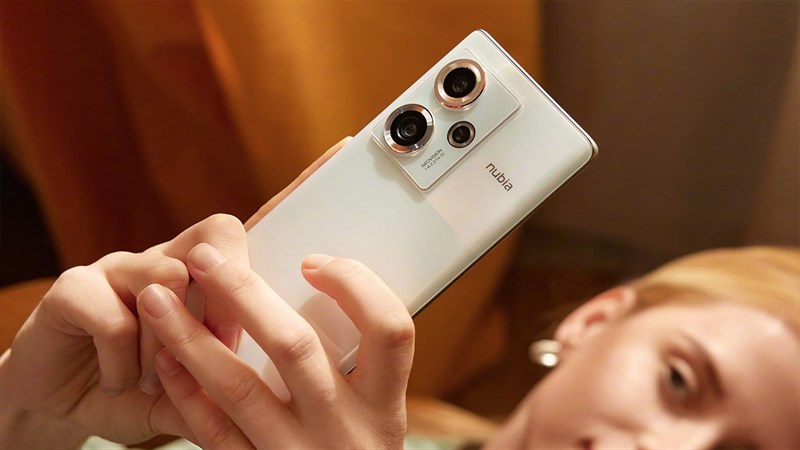 Nubia Z50 ra mắt chính thức: Snapdragon 8 Gen 2, giá chỉ từ 10 triệu đồng