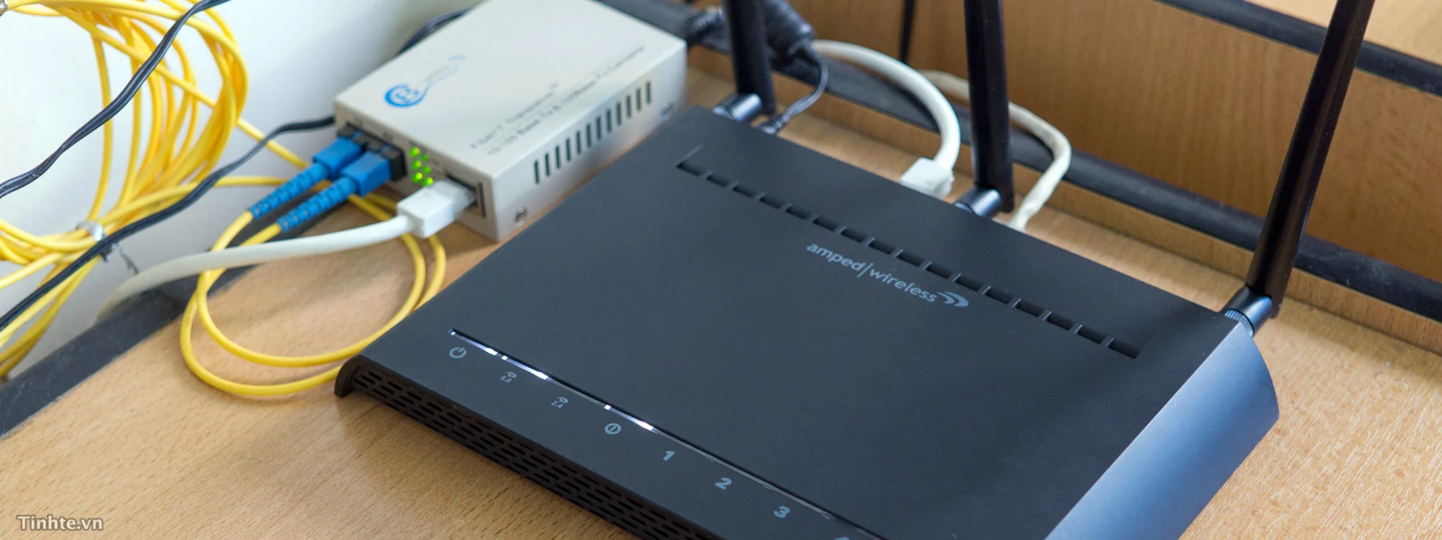 Kiểm tra cáp kết nối Router