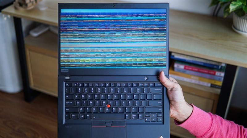 Có nhiều nguyên nhân khiến màn hình laptop bị nháy