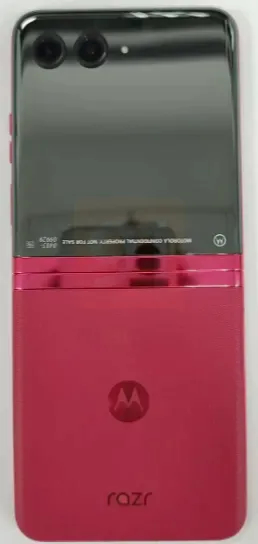 Hình ảnh lộ diện thực tế của Motorola Razr 2023