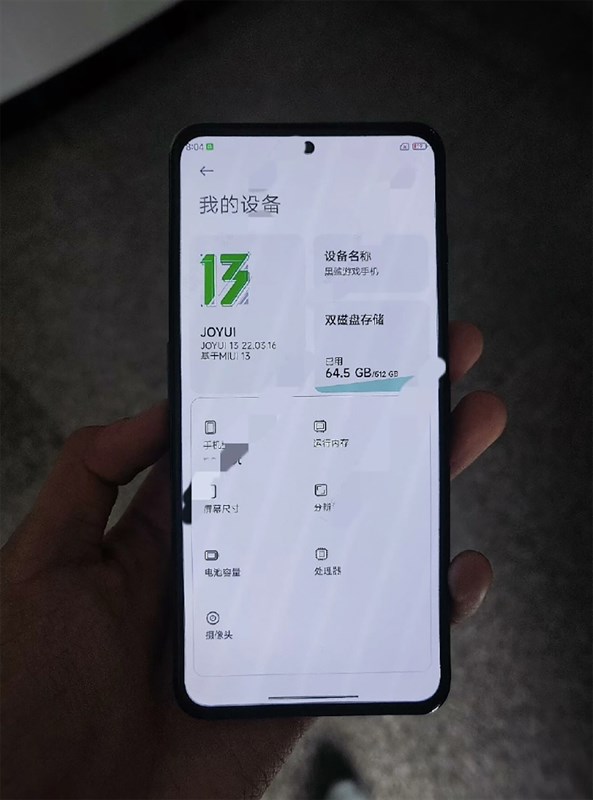Mặt trước trên Black Shark 6