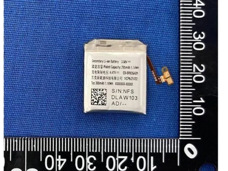 Viên pin mới trên Samsung Galaxy Watch6