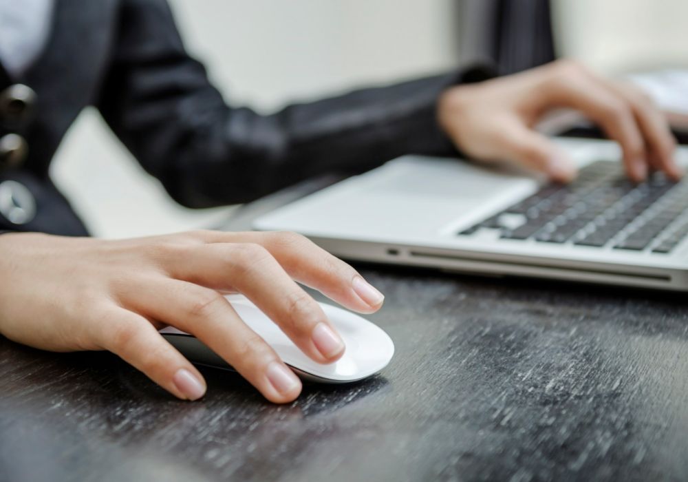 Nguyên nhân và cách khắc phục lỗi laptop không nhận chuột