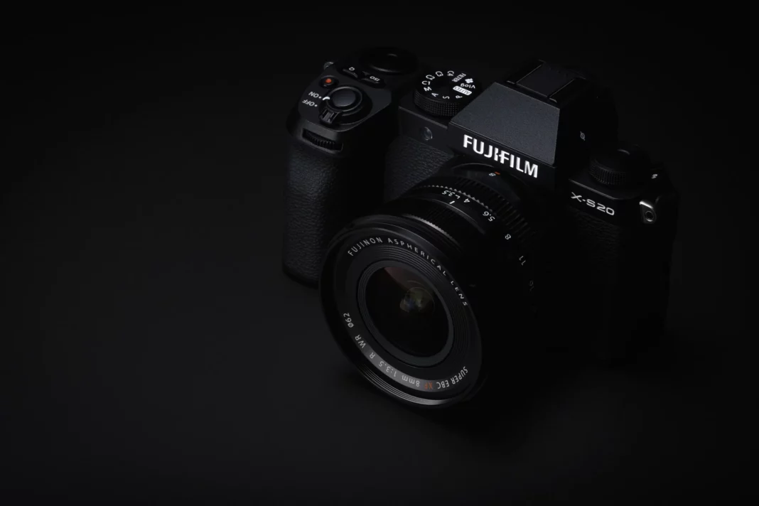 Fujifilm X-S20 ra mắt: Quay video 6.2K/30Fps, tích hợp AI