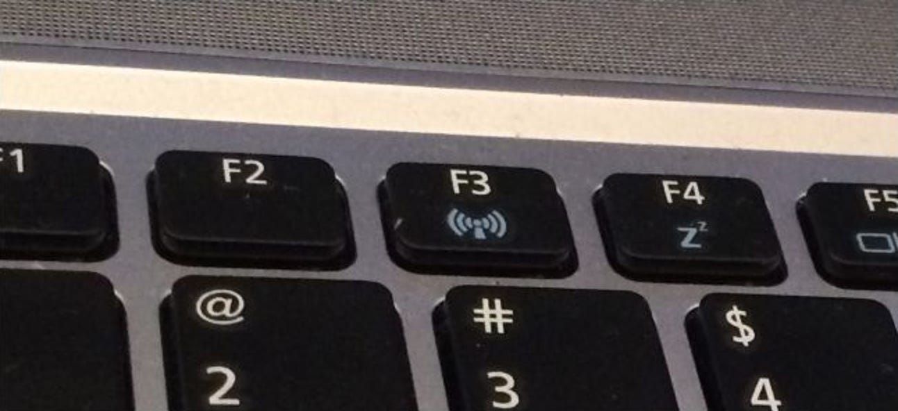 Sử dụng tổ hợp phím tắt để bật lại Wifi
