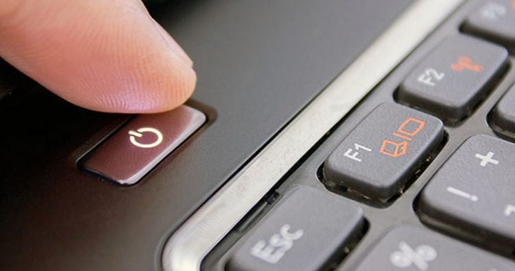 Tắt nguồn bằng phím cứng
