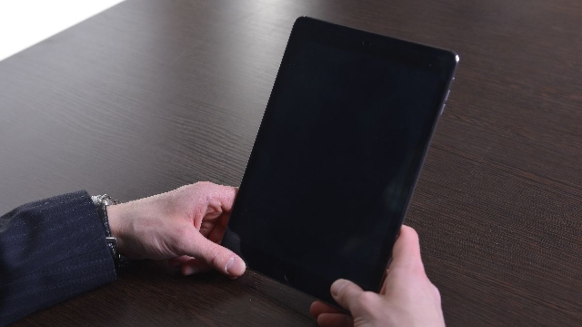 iPad không lên màn hình: Nguyên nhân và 4 cách khắc phục đơn giản nhất