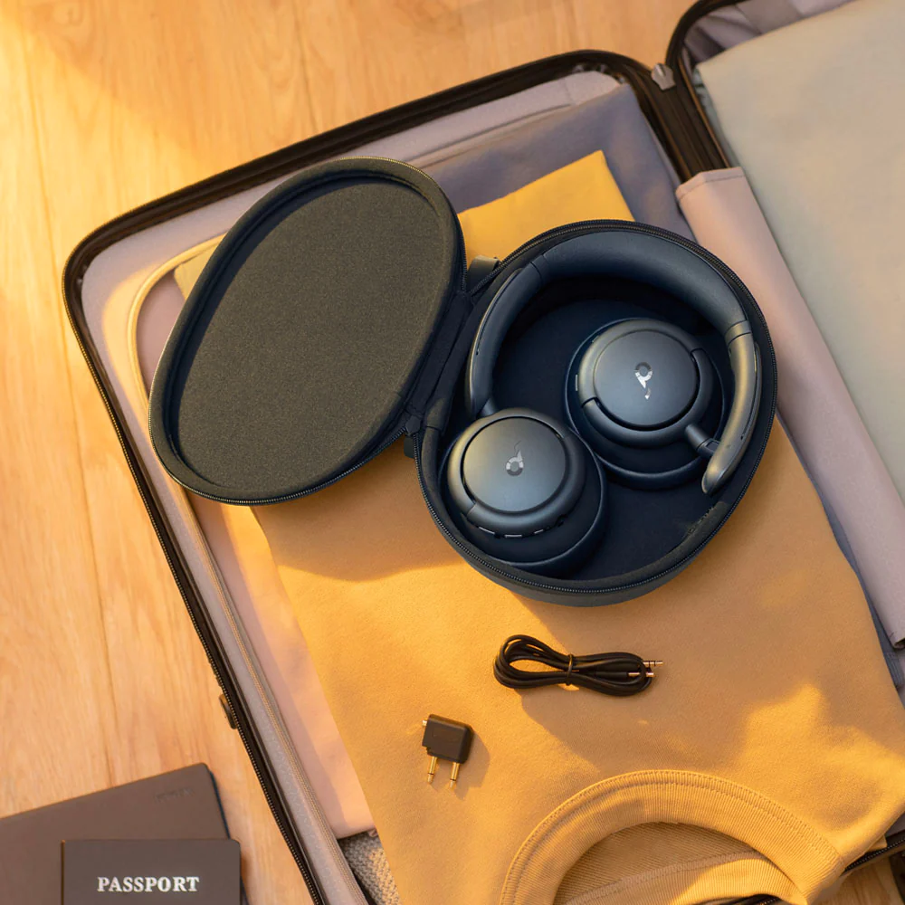 Phụ kiện bên trong Anker Soundcore Life Q35