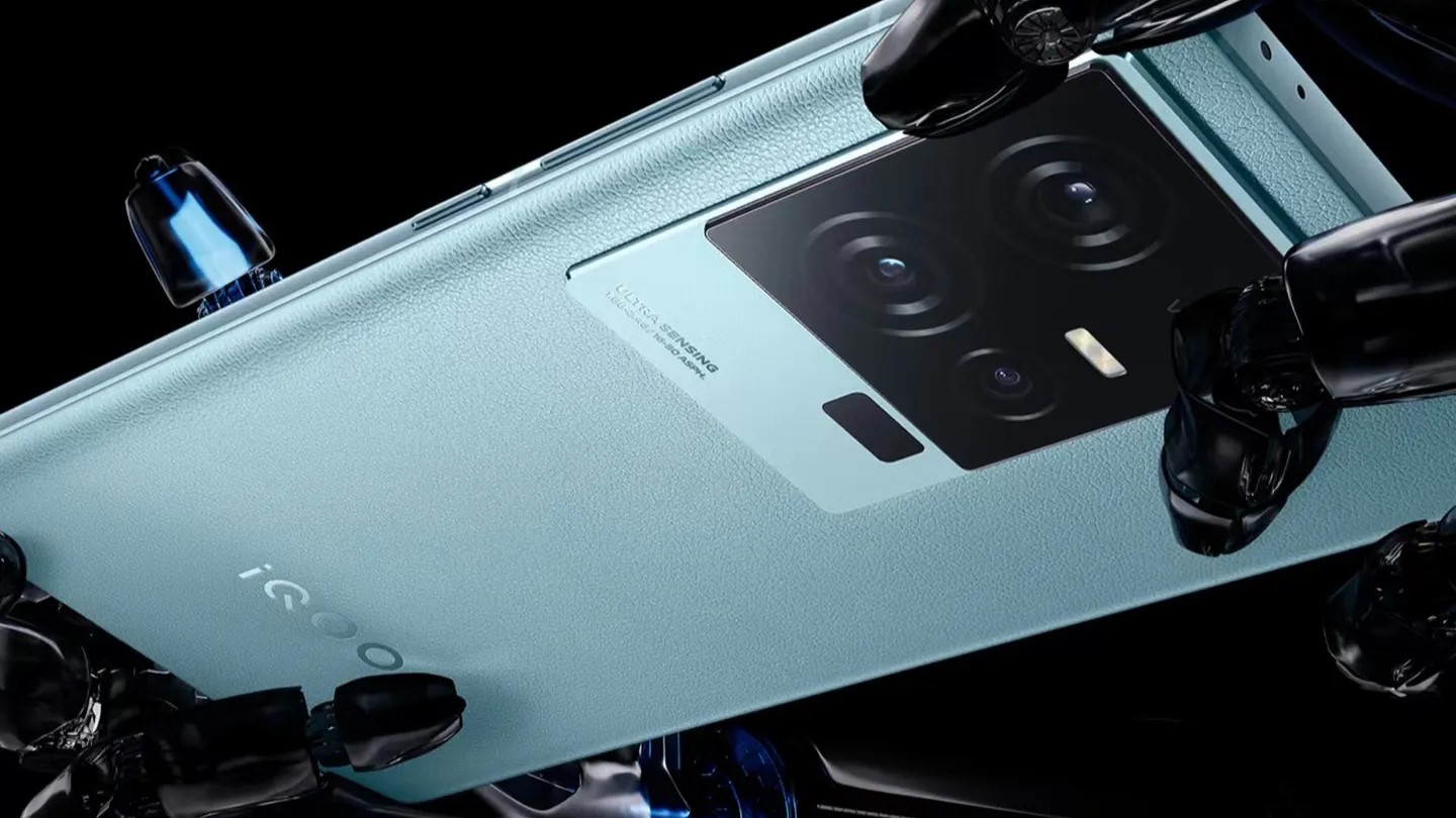 iQOO 11S ra mắt: Màn hình 2K 144Hz, Sạc nhanh 200W