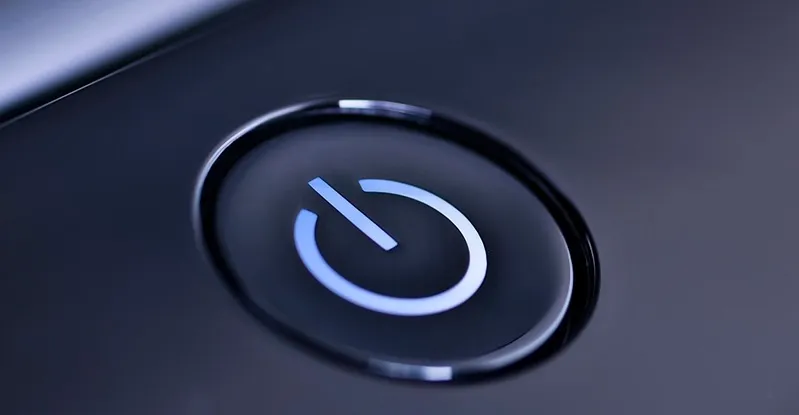 Laptop dell khởi động không lên