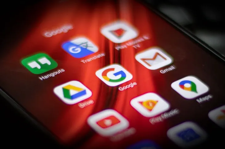 Các tài khoản này gây tốn tài nguyên của Google và dễ bị hack