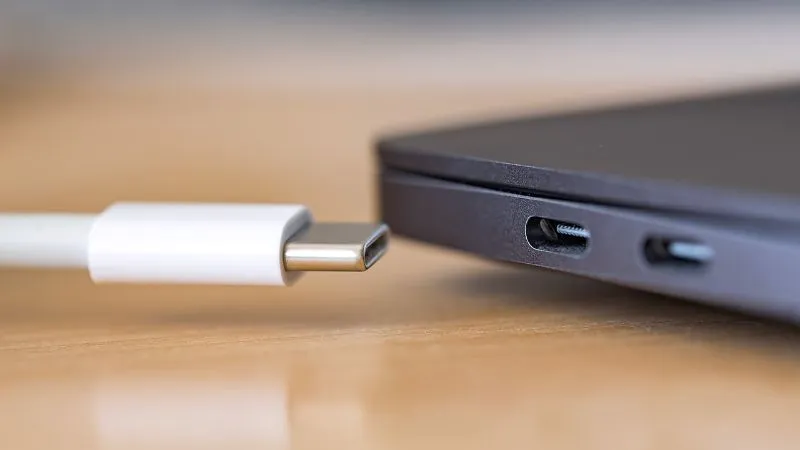 Khắc phục lỗi laptop Windows không sạc qua USB-C