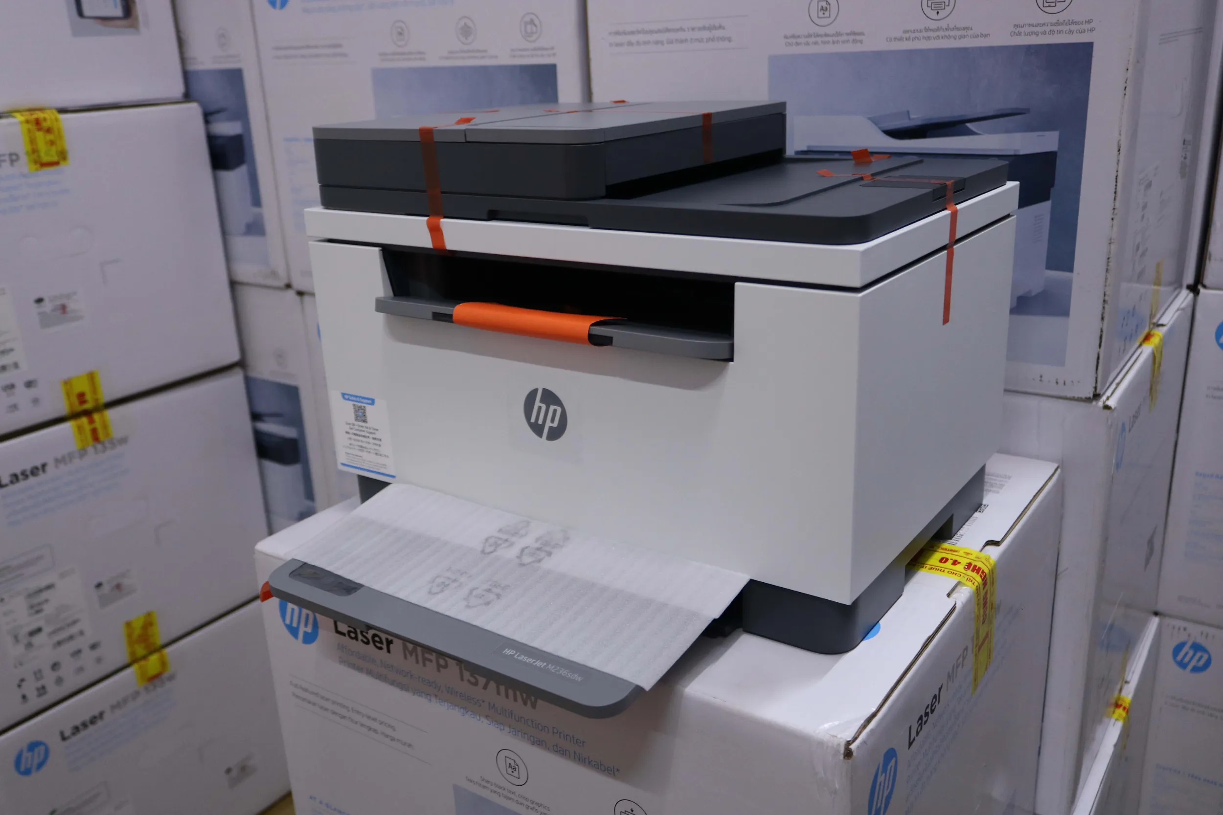 Máy in HP MFP M236sdw (9YG09A) b